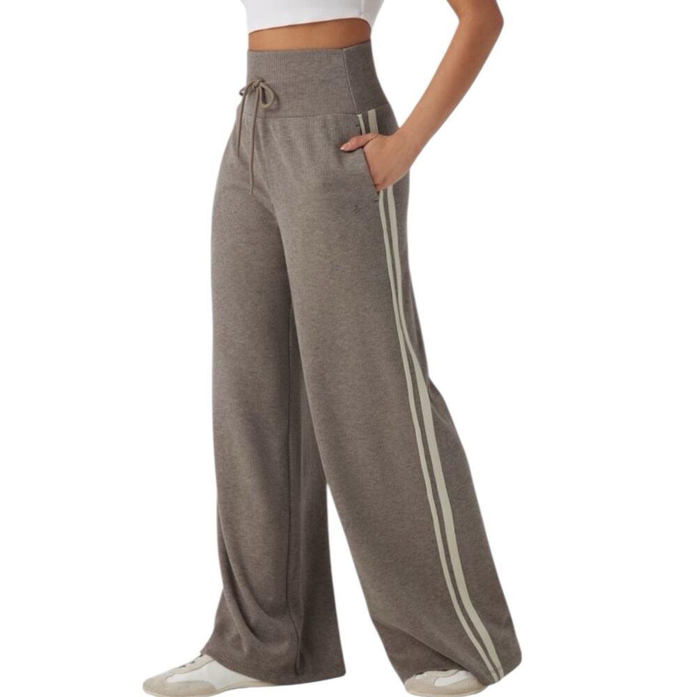 NWOT Halara Ribbed High Waisted Tummy Control Wide Leg Sweatpants Taupe Medium